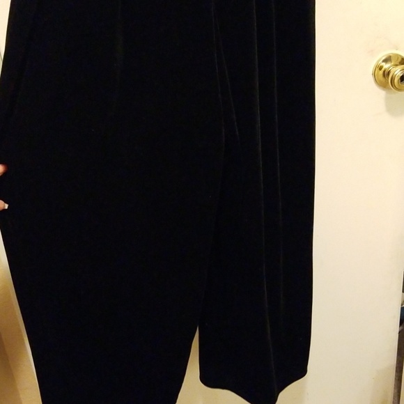 Velvet jumpsuit razorback fit size 16 - Picture 3 of 4